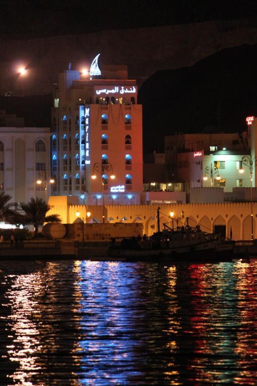 Marina Hotel Mutrah Kültér fotó